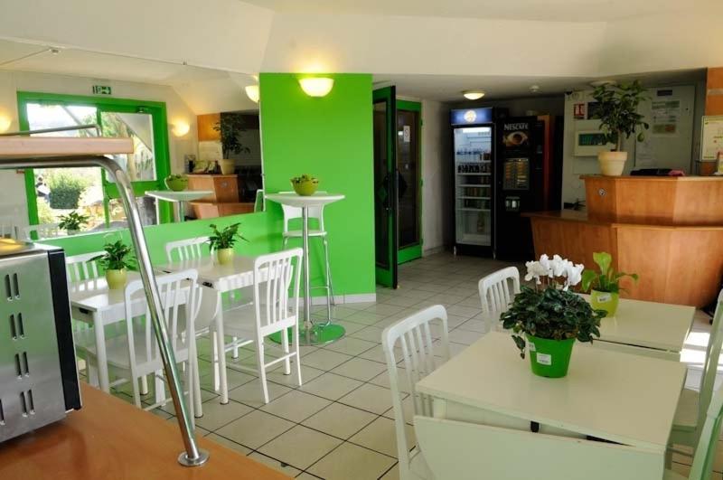Lemon Hotel Avignon Rochefort Exteriér fotografie
