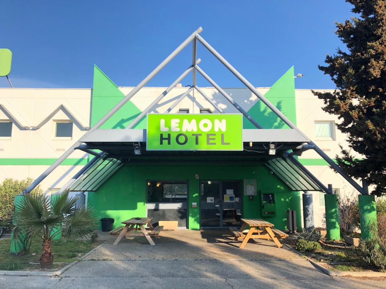 Lemon Hotel Avignon Rochefort Exteriér fotografie